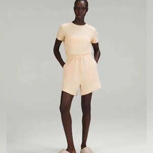 NWT Lululemon Lightweight High-Neck Romper "Prosecco" Size 2 Open Back